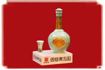 贵阳烟酒回收四特酒.jpg